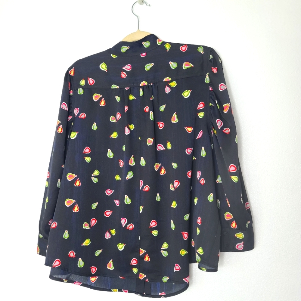 NIC+ZOE Plus Size Party Pears Printed Novelty Button Down Blouse Top - Picture 9 of 9